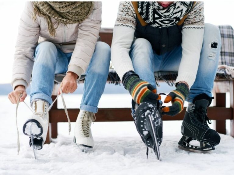 what to wear on an ice skating date