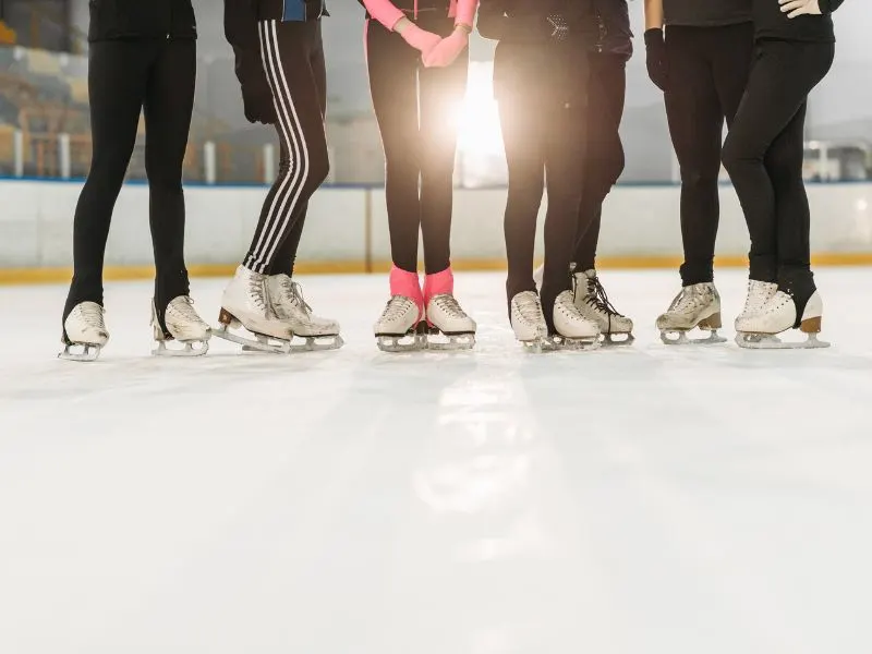 whaT TO WEAR FOR ICE SKATING LESSONS