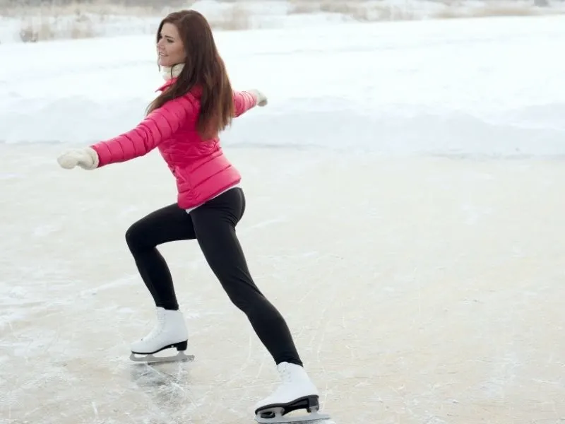 how to stay warm while ice skating